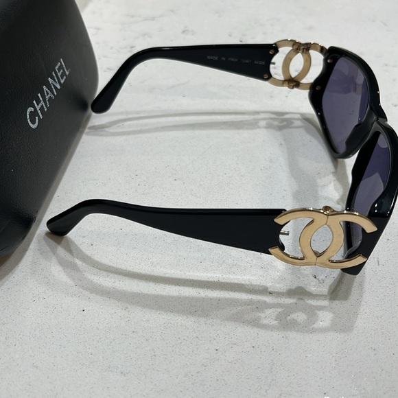 Chanel Sunglasses - Picture 4 of 8